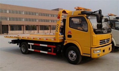 金平高速道路救援,汽车搭电,流动换胎补胎,拖车救援