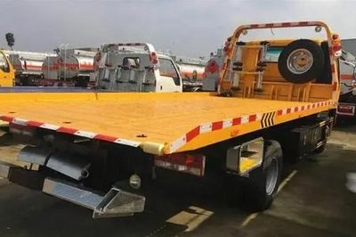 金平道路救援搭电电话,流动换胎补胎