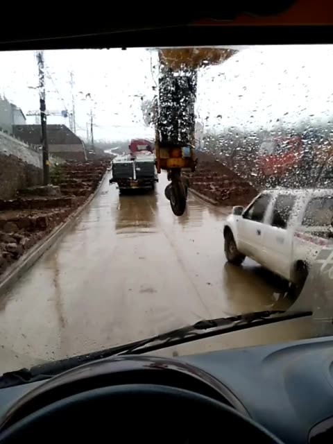 红河道路救援-红河金平汽车维修保养 上门维修 换胎补胎服务 汽车脱困救援