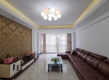 红河温泉花园,3室2厅二手房出售,报价:66.6万元