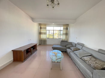 红河西林小区,3室2厅二手房出售,报价:38万元