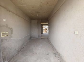 红河海怡佳园,3室2厅二手房出售,报价:60万元