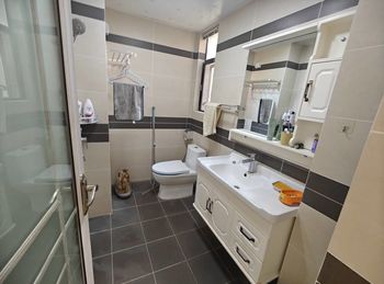 【红河】 建水盛世临安三期,4室2厅二手房出售(72.8万元) 【红河】 建水盛世临安三期,4室2厅二手房出售(72.8万元)