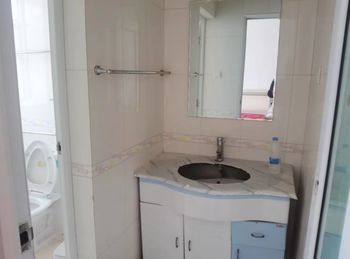 红河蒙自红华锦都 3室2厅二手房出售,报价:45.6万元 红河蒙自红华锦都 3室2厅二手房出售,报价:45.6万元