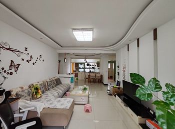 「红河」蒙自景观小区,3室2厅二手房出售,报价:46.8万元 「红河」蒙自景观小区,3室2厅二手房出售,报价:46.8万元