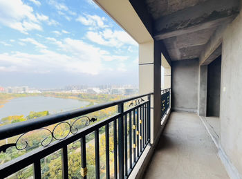 蒙自洲际华府,3室2厅二手房出售,报价:59.5万元