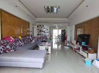 蒙自兆丰苑,3室2厅二手房出售,报价:76万元 蒙自兆丰苑,3室2厅二手房出售,报价:76万元