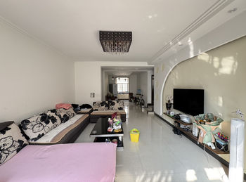 「红河」蒙自花香七里,3室2厅二手房出售,报价:48万元 「红河」蒙自花香七里,3室2厅二手房出售,报价:48万元