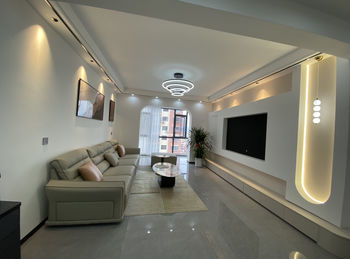 建水锦泰小区,4室2厅二手房出售,报价:73.6万元