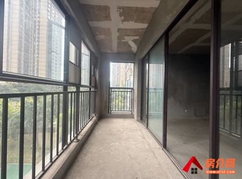 蒙自全茂首府，5室2厅二手房出售,报价：78万元