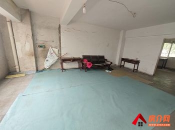 红河个旧宏盛组团 3室1厅二手房出售,报价：19.6万元