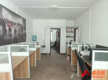 上园丁小区小区房屋出售，个旧上园丁小区，2室1厅，报价：10.8万元