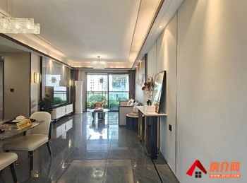 阳光公园首府小区房屋出售,蒙自阳光公园首府,4室2厅,报价:53万元 阳光公园首府小区房屋出售,蒙自阳光公园首府,4室2厅,报价:53万元