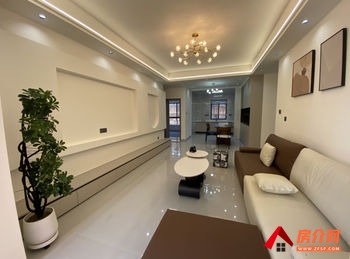 红河建水太和临安 4室2厅二手房出售,报价:59.8万元