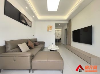 明月石溪小区房屋出售,蒙自明月石溪,3室2厅,报价:49.8万元 明月石溪小区房屋出售,蒙自明月石溪,3室2厅,报价:49.8万元