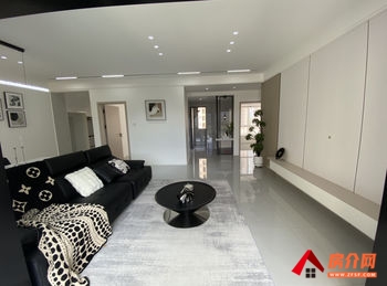 太和临安小区二手房丨「红河」建水太和临安,3室2厅二手房出售,59.8万元 太和临安小区二手房丨「红河」建水太和临安,3室2厅二手房出售,59.8万元