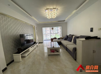 「红河」建水泰和花园,4室2厅二手房出售,报价:73.6万元 「红河」建水泰和花园,4室2厅二手房出售,报价:73.6万元