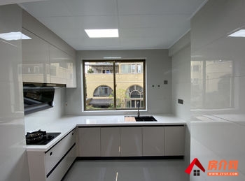 盛世临安巅峰小区房屋出售,「红河」建水盛世临安巅峰,3室2厅,报价:79万元 盛世临安巅峰小区房屋出售,「红河」建水盛世临安巅峰,3室2厅,报价:79万元