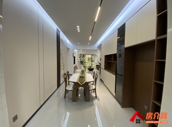 盛世临安巅峰小区房屋出售,「红河」建水盛世临安巅峰,3室2厅,报价:79万元 盛世临安巅峰小区房屋出售,「红河」建水盛世临安巅峰,3室2厅,报价:79万元