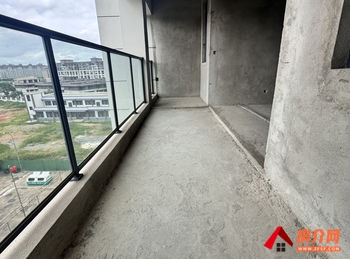 开远凤凰湖壹号,4室2厅二手房出售,报价:135万元