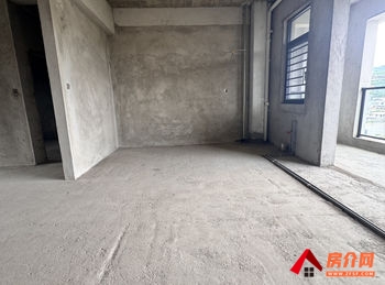 开远凤凰湖壹号,4室2厅二手房出售,报价:135万元 开远凤凰湖壹号,4室2厅二手房出售,报价:135万元