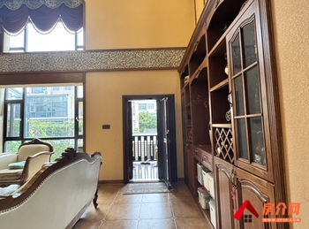 开远万丽花园,4室3厅二手房出售,报价:248万元 开远万丽花园,4室3厅二手房出售,报价:248万元