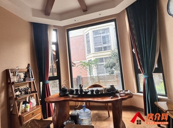 开远万丽花园,4室3厅二手房出售,报价:248万元 开远万丽花园,4室3厅二手房出售,报价:248万元