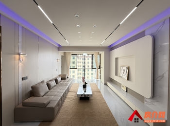 蒙自印象南湖,4室2厅二手房出售,报价:66.8万元