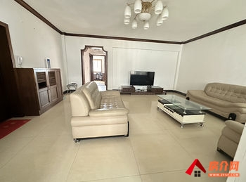 个旧百货大楼住宅区(个旧)，3室1厅二手房出售,报价：34.6万元