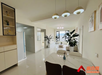 缙颐听蓝半山小区房屋出售，蒙自缙颐听蓝半山，3室2厅，报价：55万元