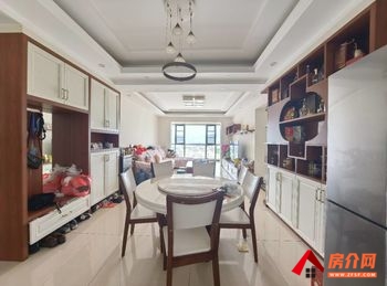 弥勒中龙时代中心,4室2厅二手房出售,报价:79.8万元 弥勒中龙时代中心,4室2厅二手房出售,报价:79.8万元